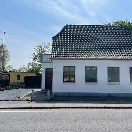 Hyggeligt Sommerhus I Jerup Eksteriør billede