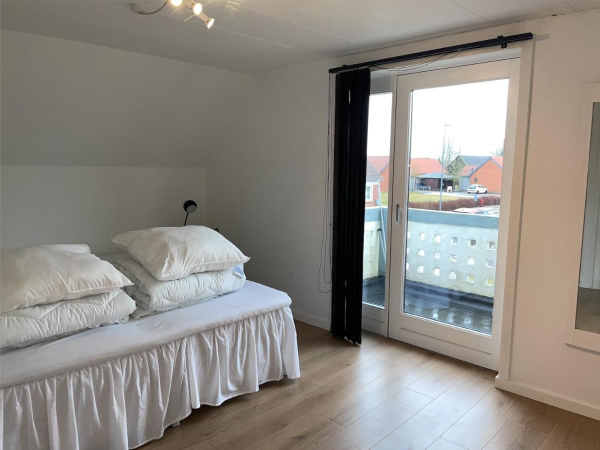 Hyggeligt Sommerhus I Jerup Eksteriør billede